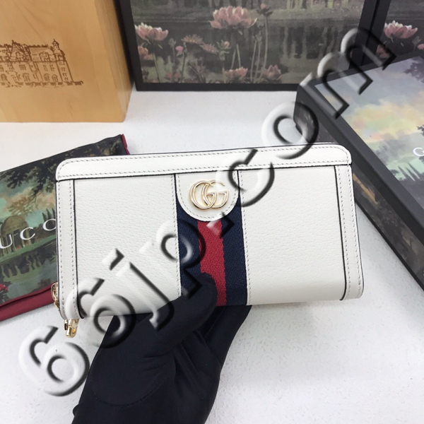 グッチ財布 レプリカ正面デザイン
